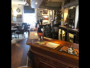Restaurant - The Mortimer Arms  (Romsey)