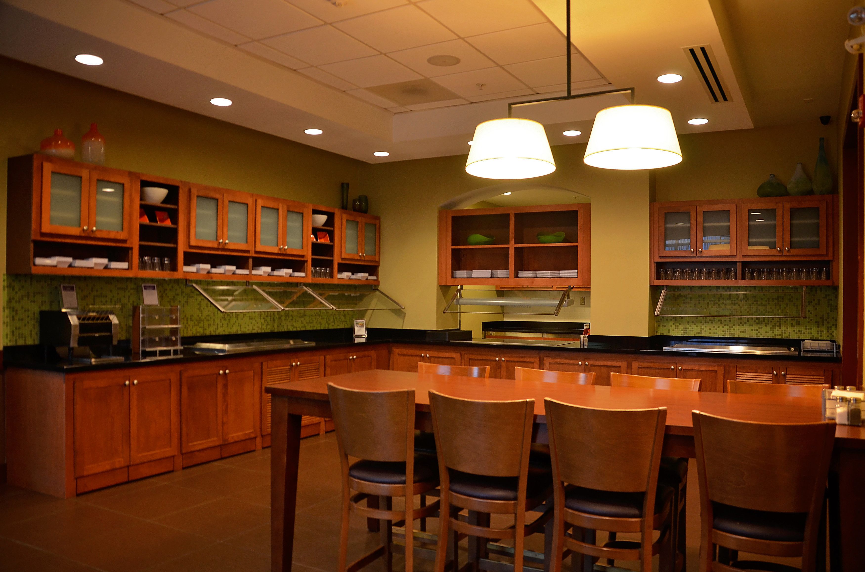 Free daily buffet breakfast