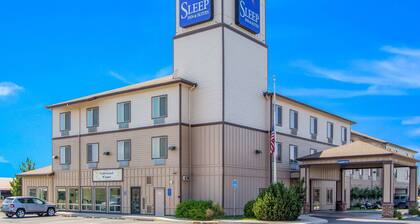 Sleep Inn & Suites