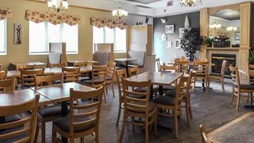 Daily cooked-to-order breakfast for a fee