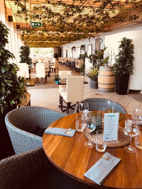 Daily buffet breakfast (SEK 185 per person) - Strand Hotel Borgholm (Borgholm)