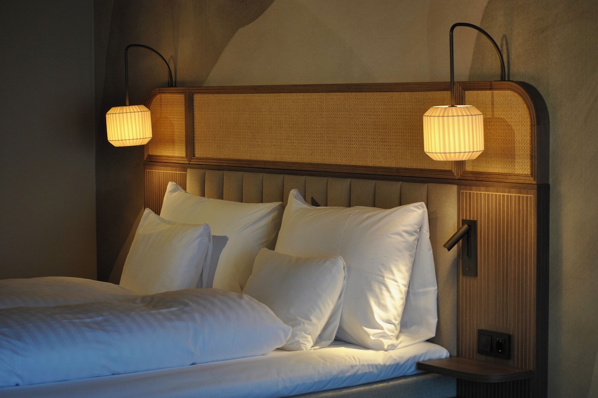 In-room safe, desk, free WiFi, bed sheets