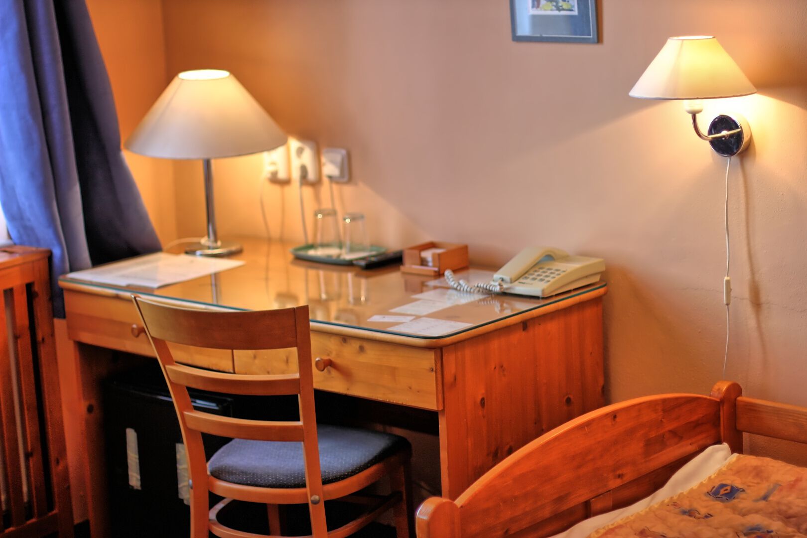 In-room business centre
