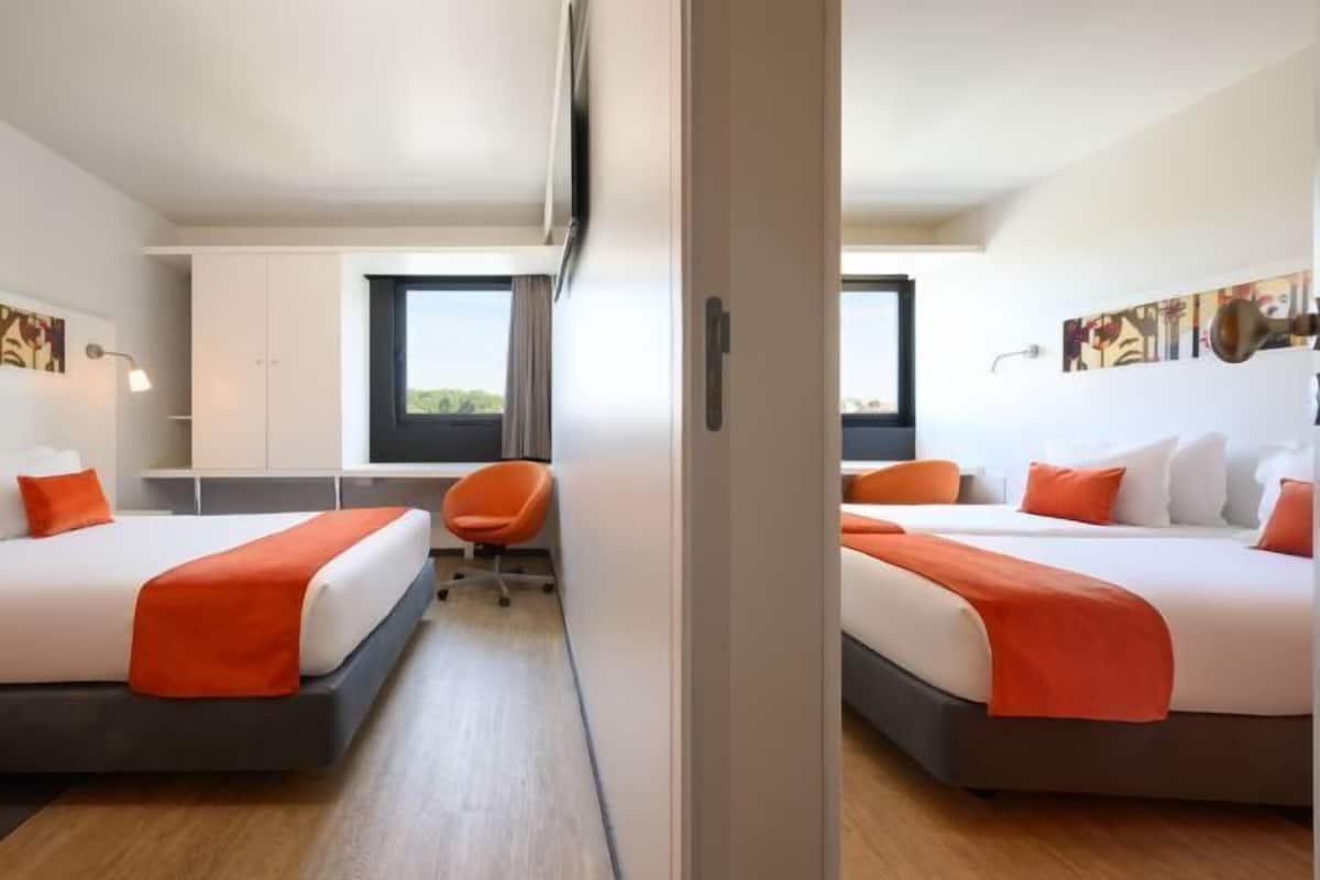 In-room safe, desk, blackout drapes, soundproofing