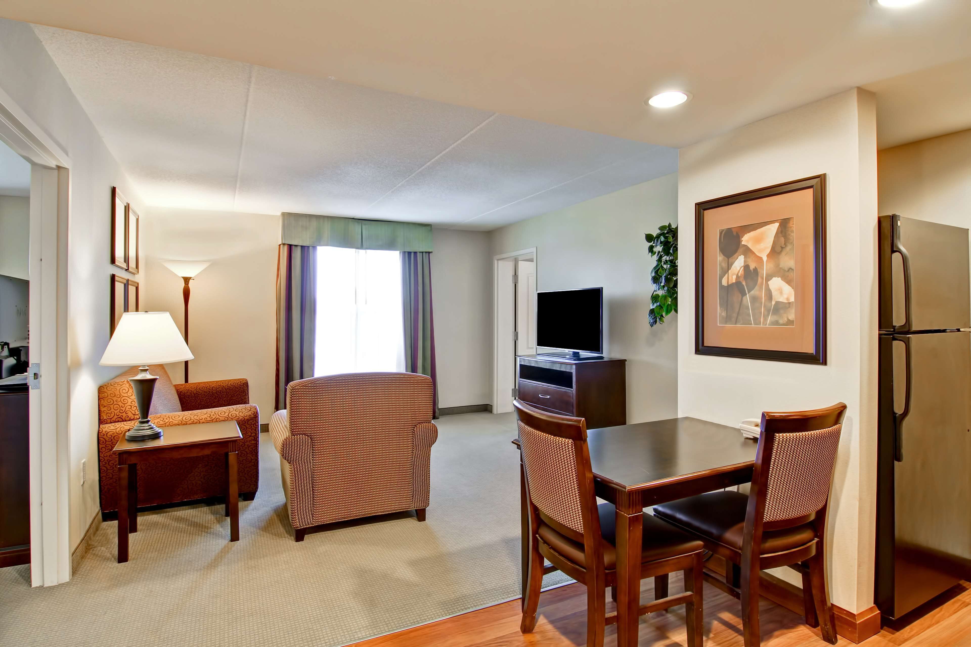 2 bdrm ste 2 king beds nosmkg | view from room