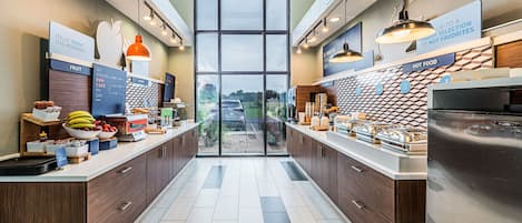 Free daily buffet breakfast