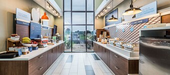 Holiday Inn Express & Suites Franklin KY by IHG