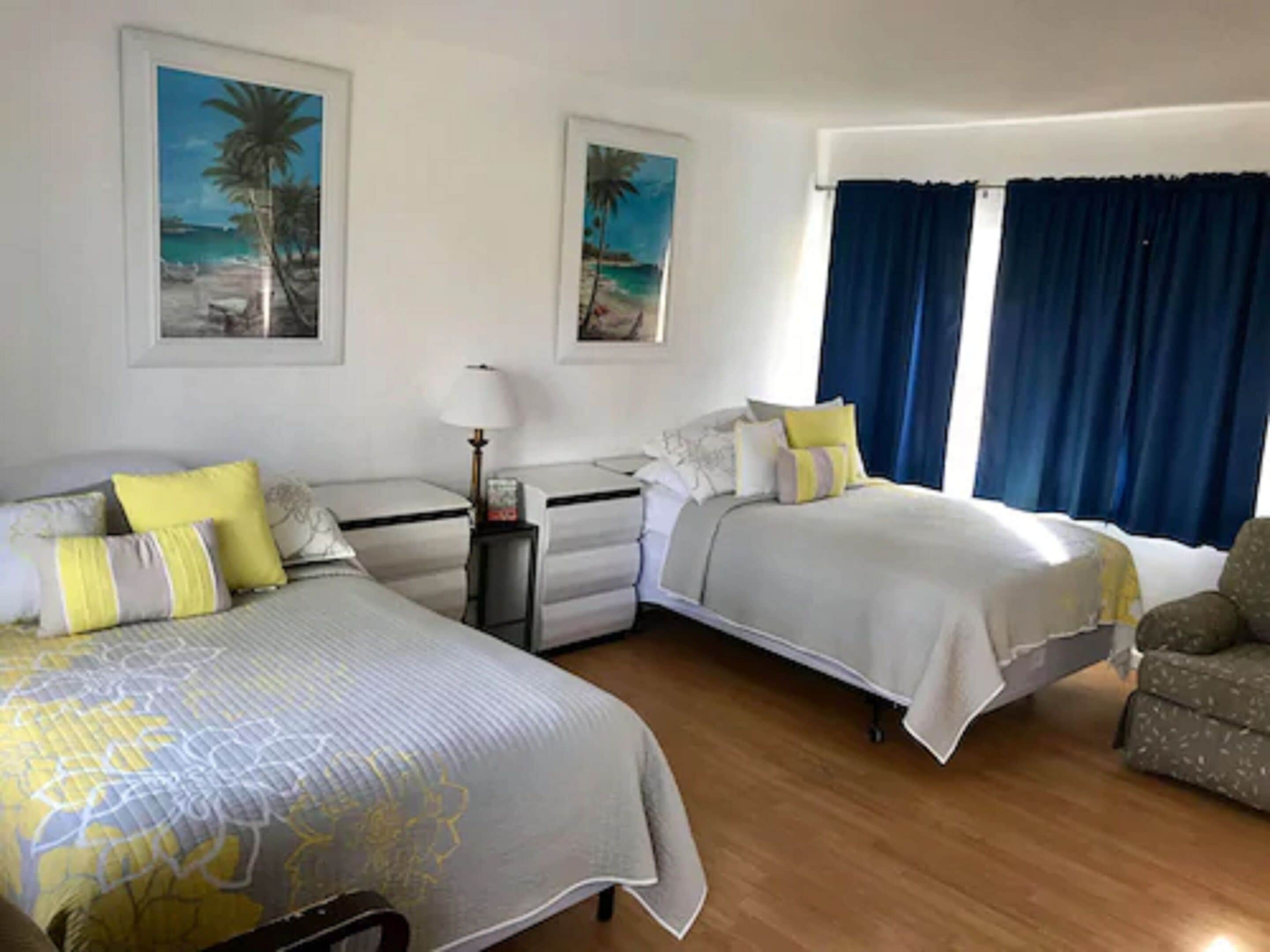 standard room, 2 double beds, non smoking | 1 bedroom, iron/ironing board, free wifi, wheelchair access