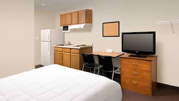 Desk, iron/ironing board, free WiFi, bed sheets