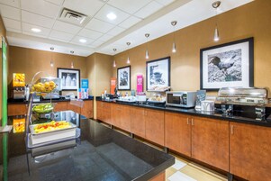 Desayuno buffet incluido todos los días 