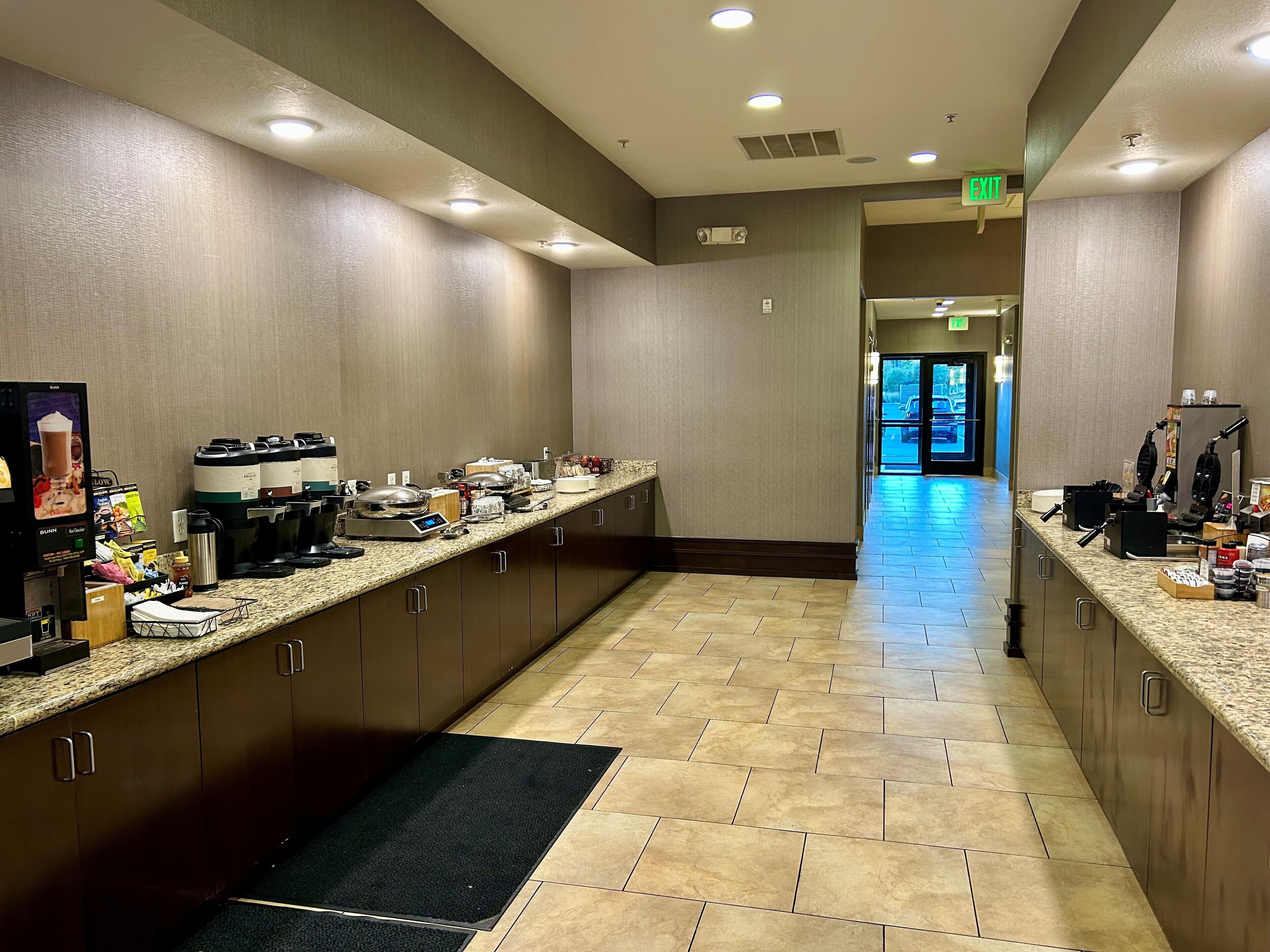 Petit déjeuner buffet compris tous les jours