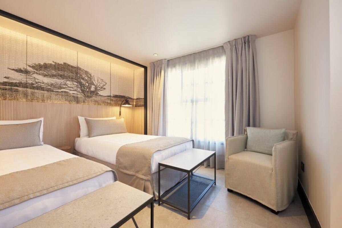 Superior Room | 1 bedroom, premium bedding, in-room safe, desk