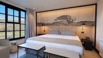 1 quarto, roupas de cama premium, cofres nos quartos, escrivaninha