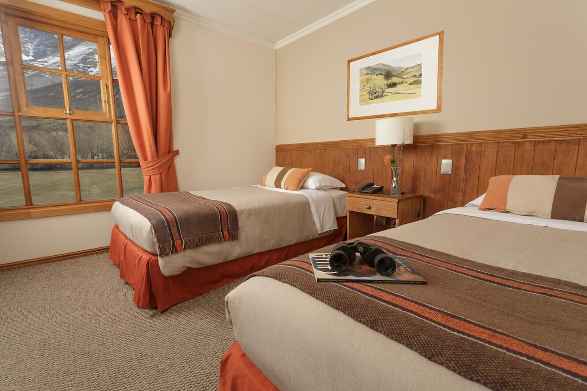 1 bedroom, premium bedding, in-room safe, desk