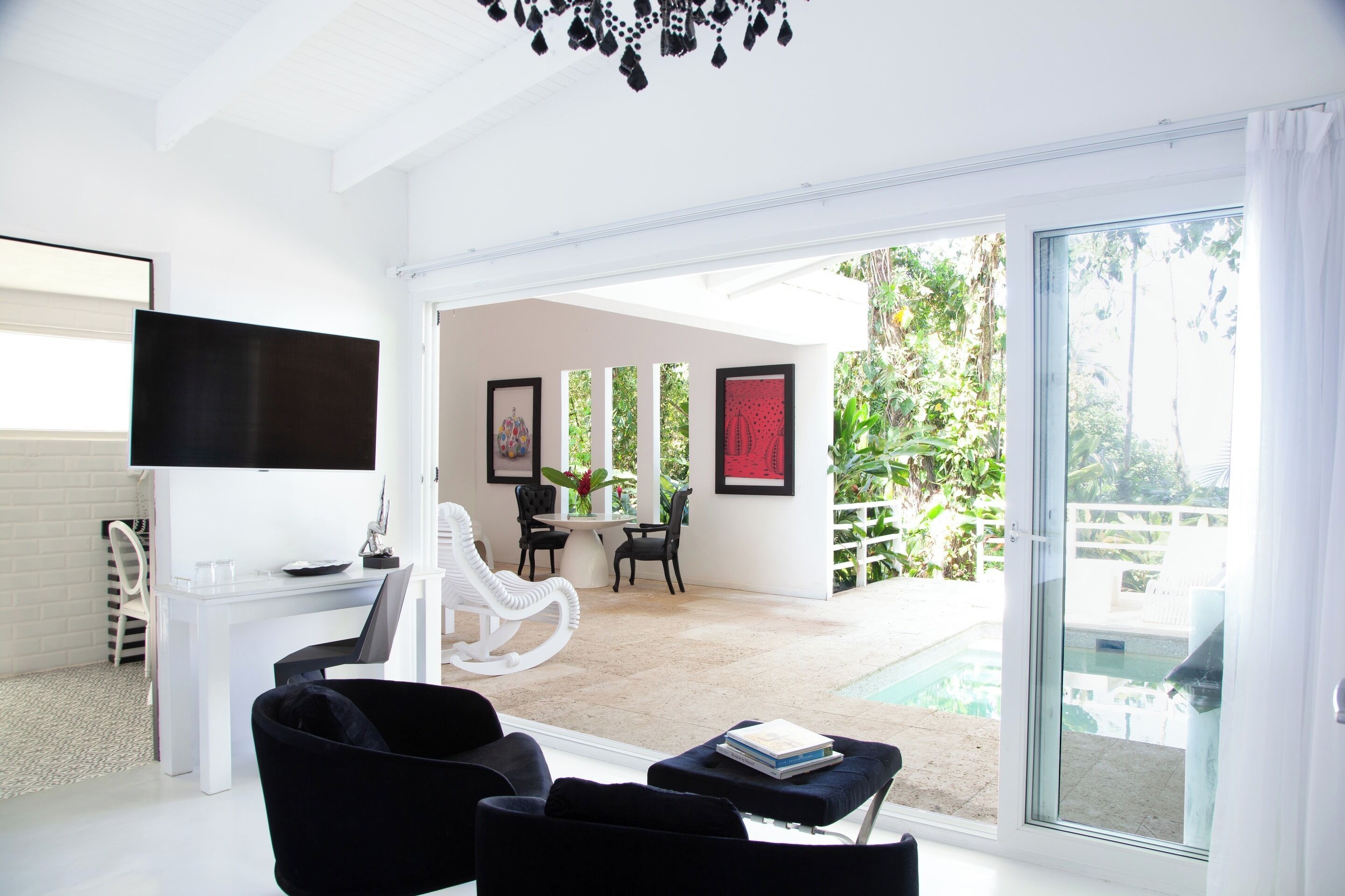 Romantic Suite, Beachfront | Living area | Smart TV