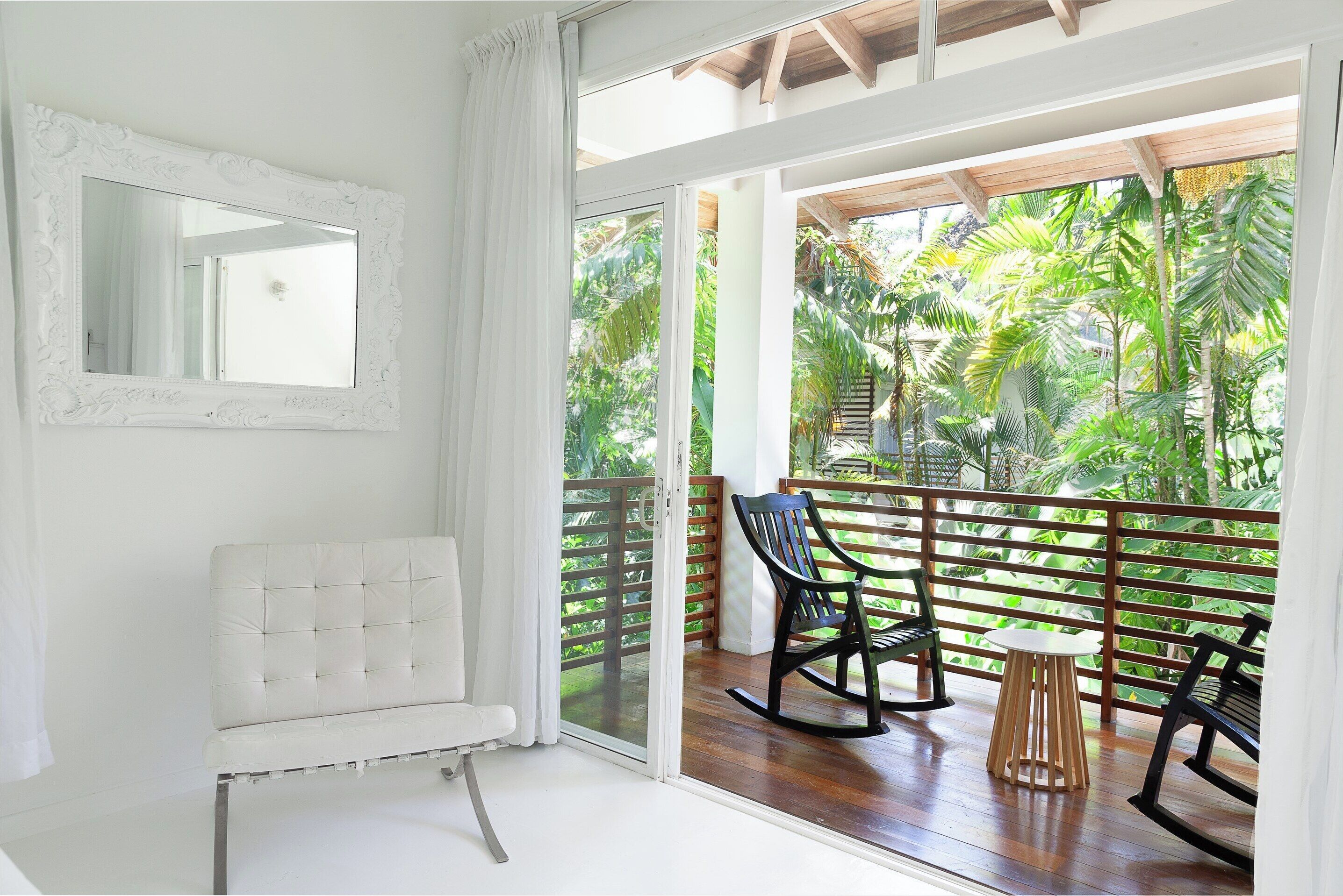 deluxe room king bed | view from room