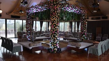 Banquet hall