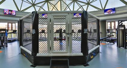 Yiwu International Mansion Hotel