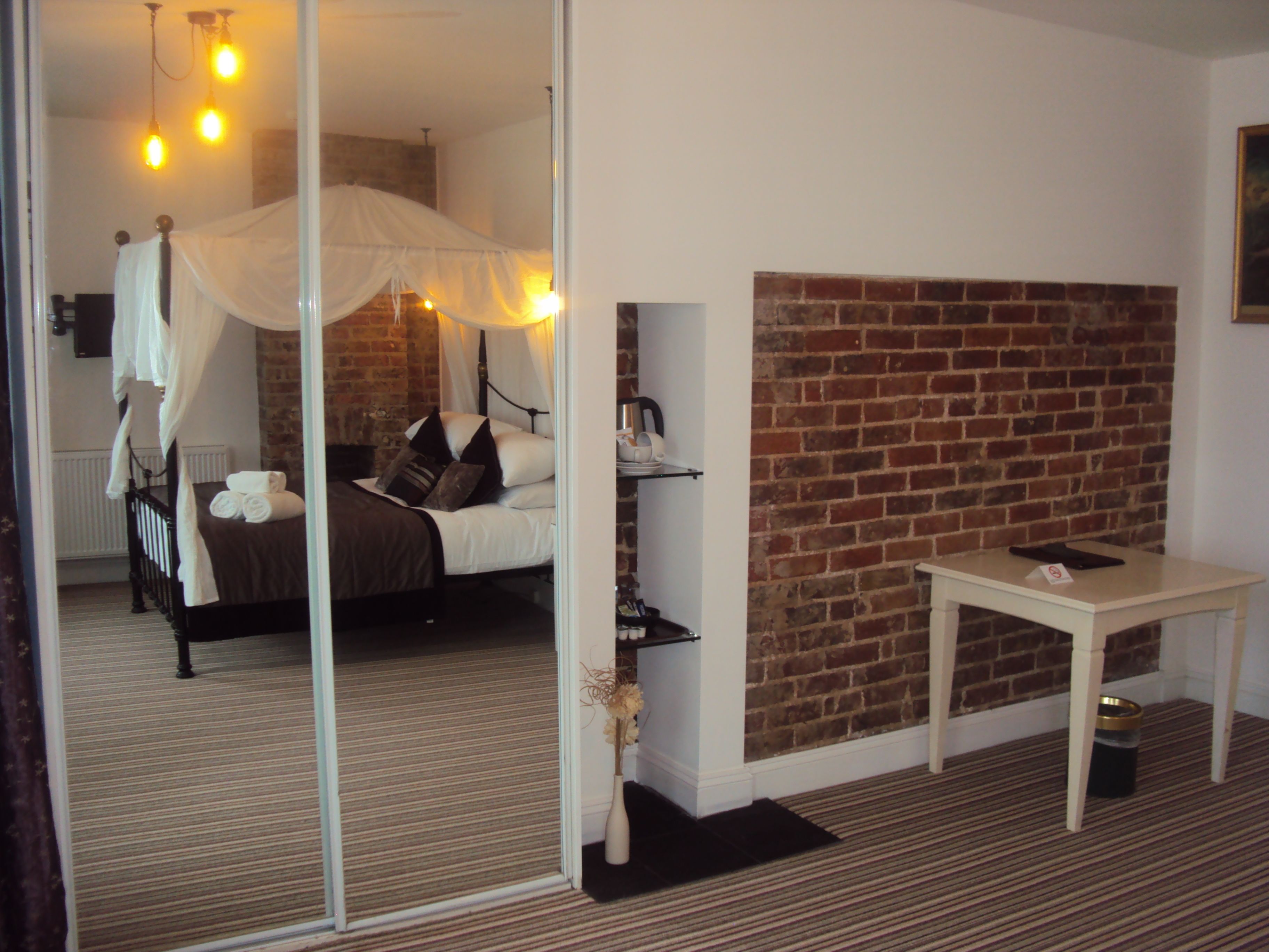 Double Room, Sea View | In-room safe, individually decorated, iron/ironing board, free WiFi