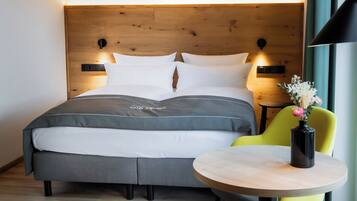 Superior Single Room | Minibar, in-room safe, desk, iron/ironing board