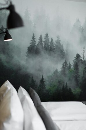 ミニバー、セーフティボックス (室内)、�デスク、アイロン / アイロン台