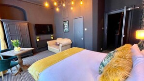 Unclassified image, 4 of 34, button - Brighton Black Hotel & Hot Tubs (Brighton)