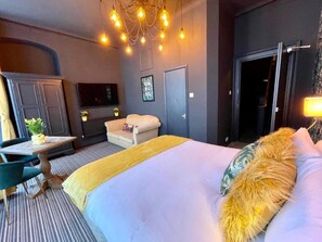 Suite superior, accesible para personas con discapacidad, baño privado | Servicio de la habitación