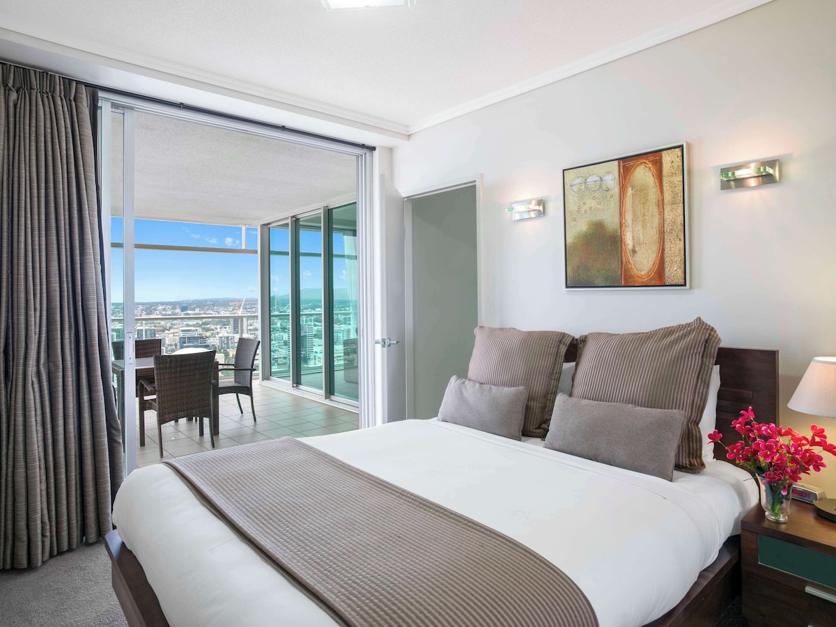 Oaks Brisbane Casino Tower Suites