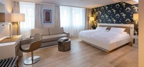 Comfort Double Room, Accessible | Minibar, in-room safe, desk, soundproofing - Zum Löwen Design Hotel Resort & Spa (Duderstadt)