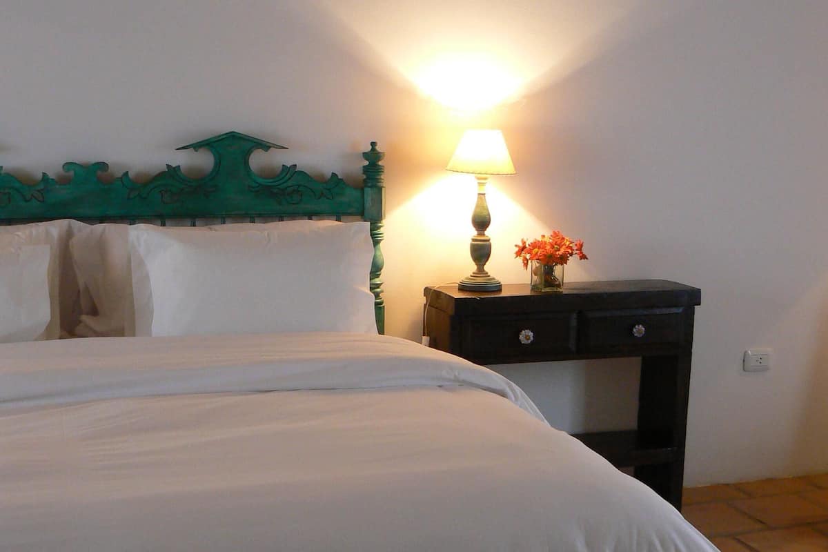 1 bedroom, in-room safe, desk, iron/ironing board