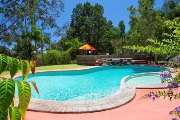 3 outdoor pools