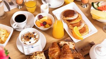 Daily buffet breakfast for a fee