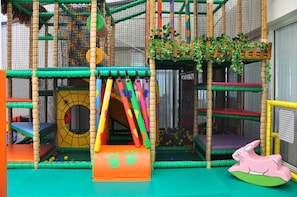 Children’s play area – indoor