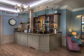 Bar (in der Unterkunft)