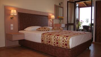 Premium bedding, pillow-top beds, in-room safe, desk