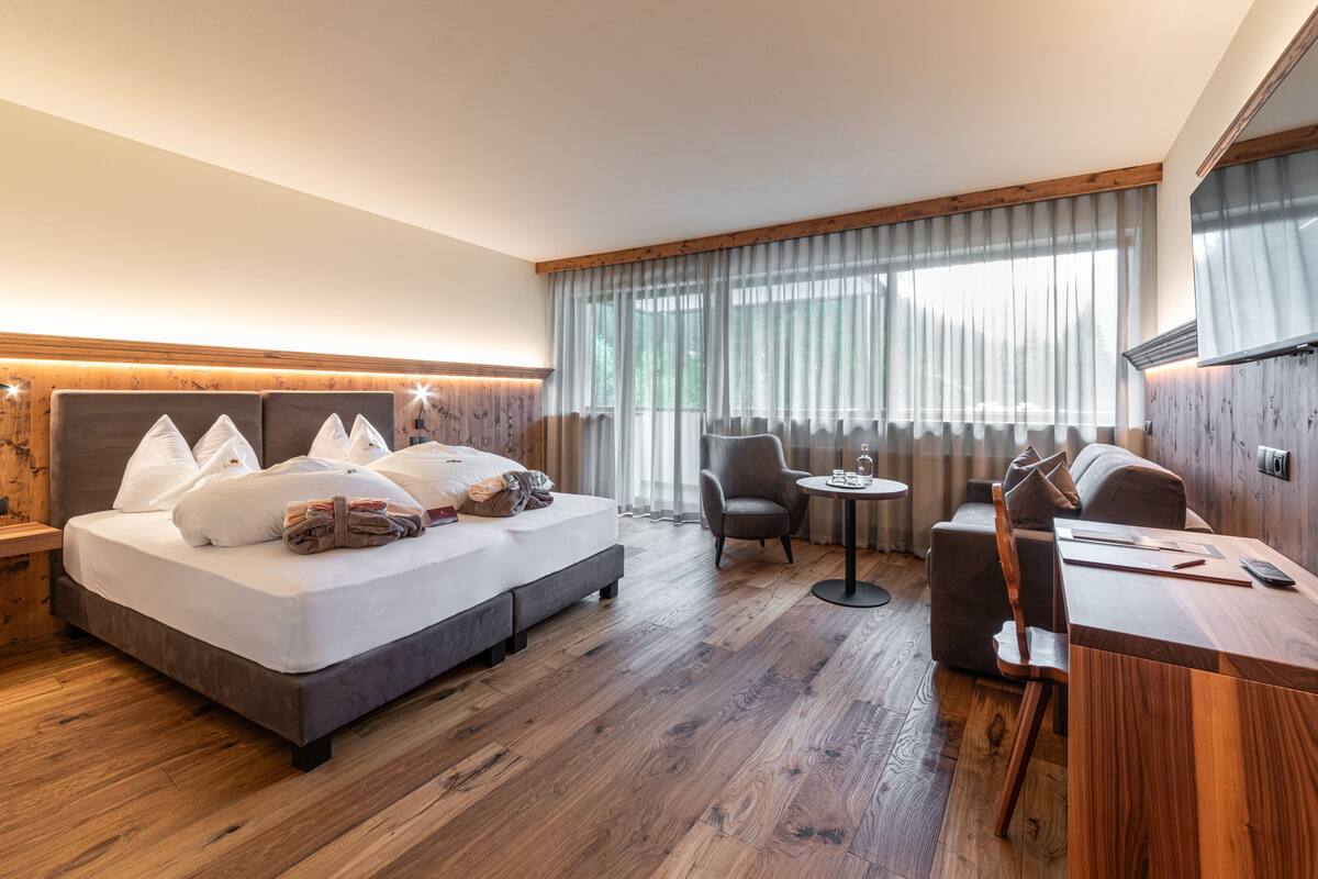 camera superior or twin room (landro) | 1 bedroom, in-room safe, desk, soundproofing