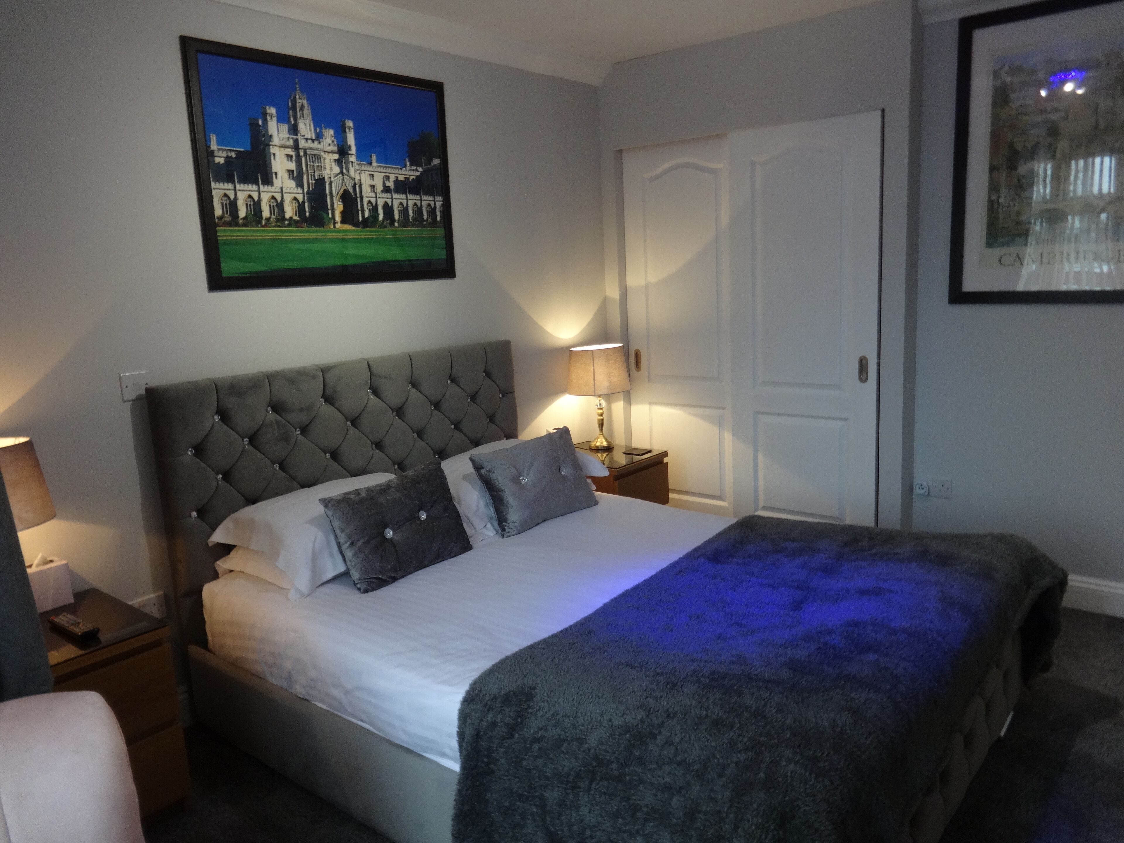 Photo - Autumn House