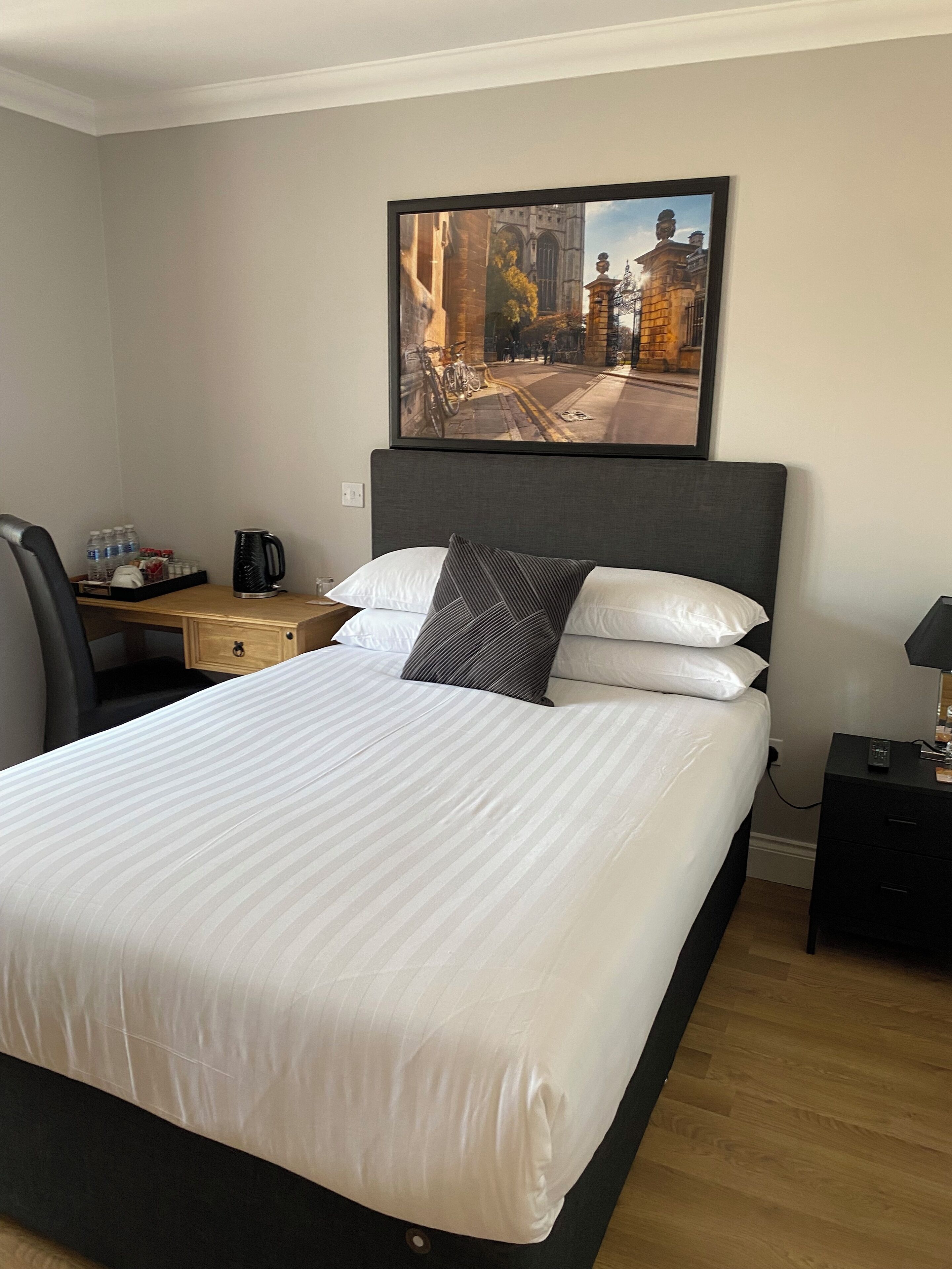 Photo - Autumn House