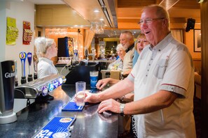 Bar (on property) - Barrowfield Hotel (Newquay)