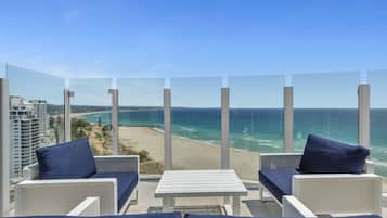 Penthouse, 3 Bedrooms | Balcony