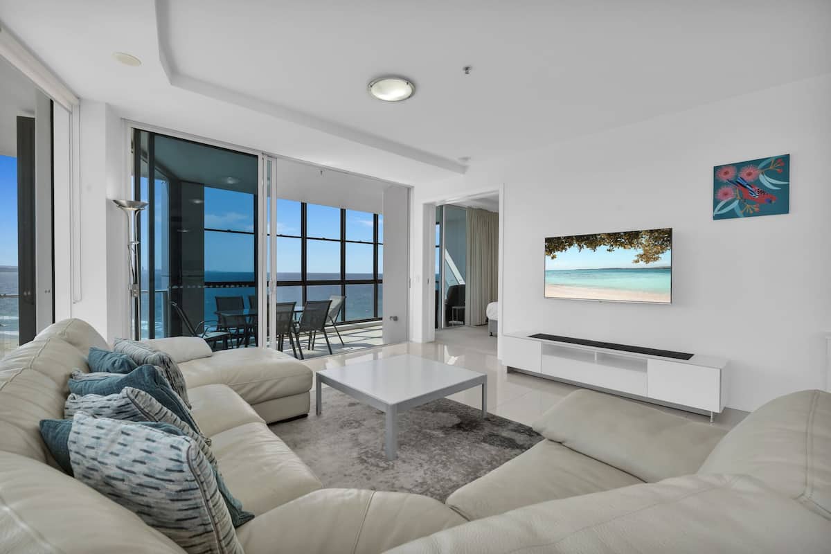 Apartment, 3 Bedrooms, Ocean View | Living area | TV, DVD player