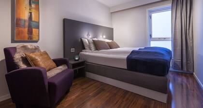 Enter Viking Hotel
