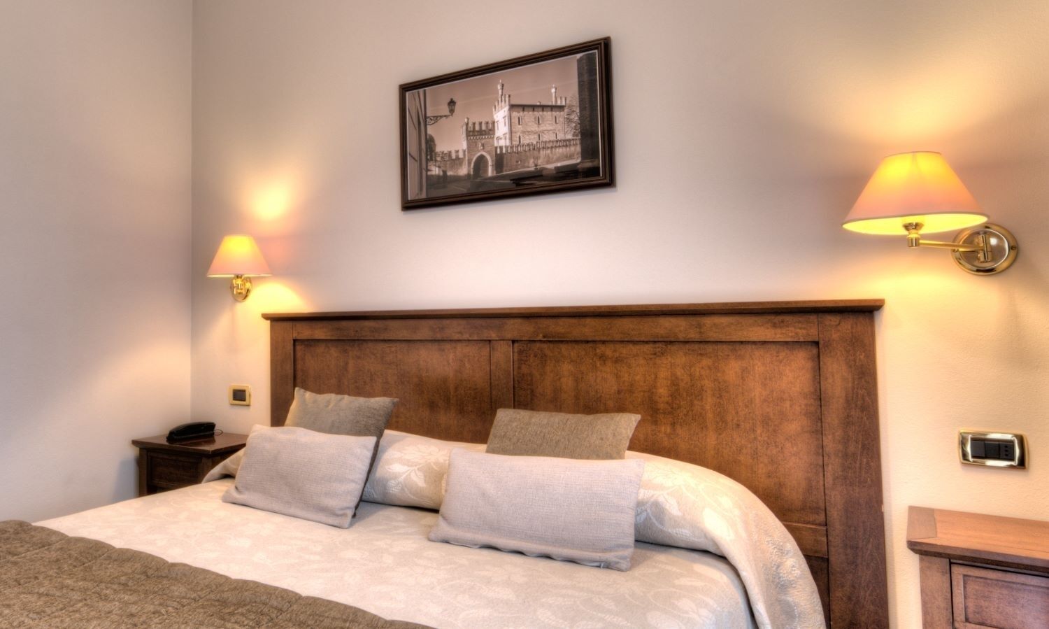 in-room safe, desk, soundproofing, iron/ironing board