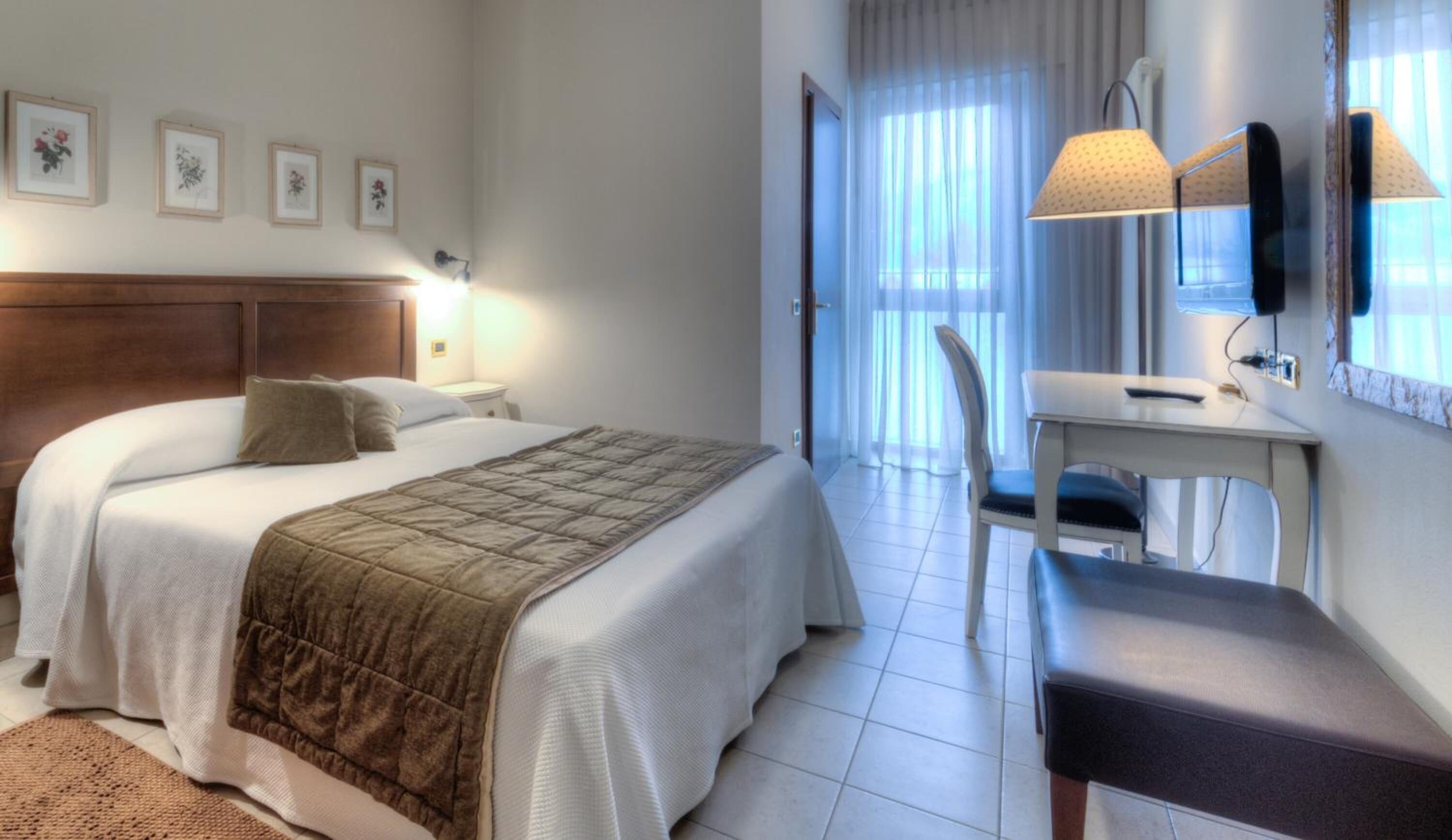 in-room safe, desk, soundproofing, iron/ironing board