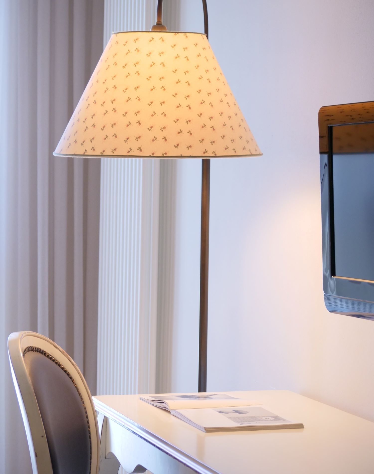 in-room safe, desk, soundproofing, iron/ironing board