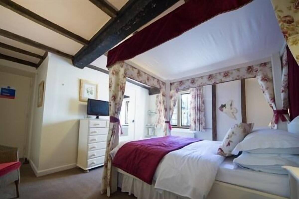 Chambre Double Standard, salle de bains attenante (Cottage Rose)