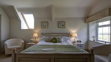 Kahden hengen standard-huone, kylpyhuone makuuhuoneen yhteydessä, osittainen merinäköala (Lundy) | Ilmainen Wi-Fi