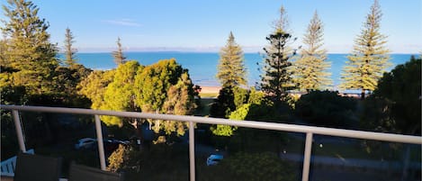 Standard-Apartment, 3 Schlafzimmer | Strand-/Meerblick