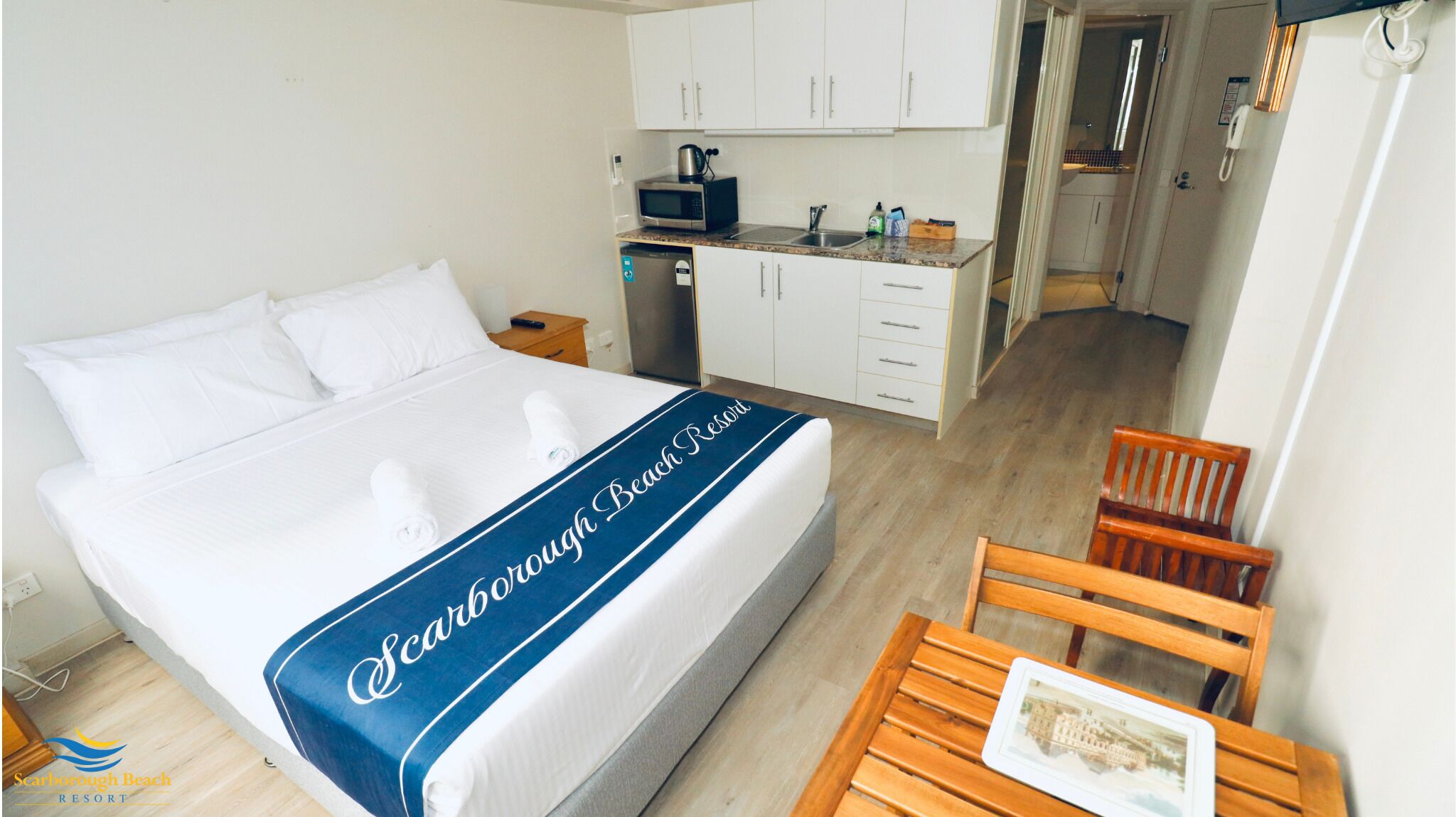 Studio with Balcony | Individually decorated, individually furnished, desk, laptop workspace