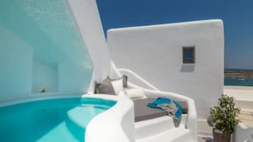 Ocean View Diamond Suite Heated Private Plunge Pool | Sacada